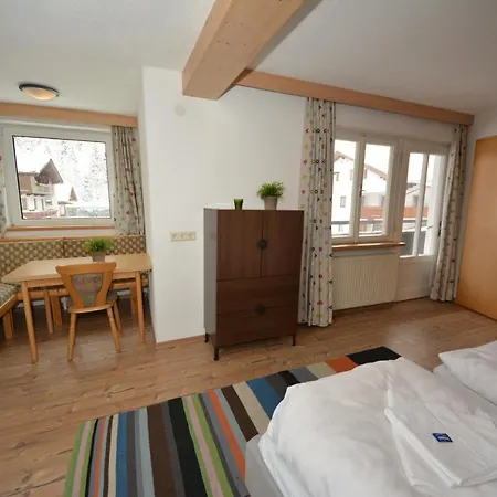 Haus Irmgard By Châtel Reizen Bed & Breakfast Tux