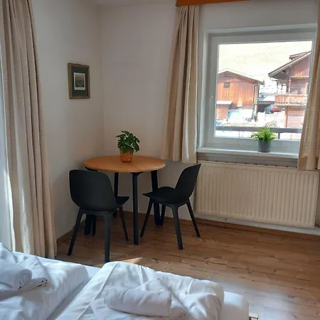 Bed & Breakfast Haus Irmgard By Chatel Reizen Tux