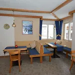 Haus Irmgard By Châtel Reizen Alojamento de Acomodação e Pequeno-almoço Tux