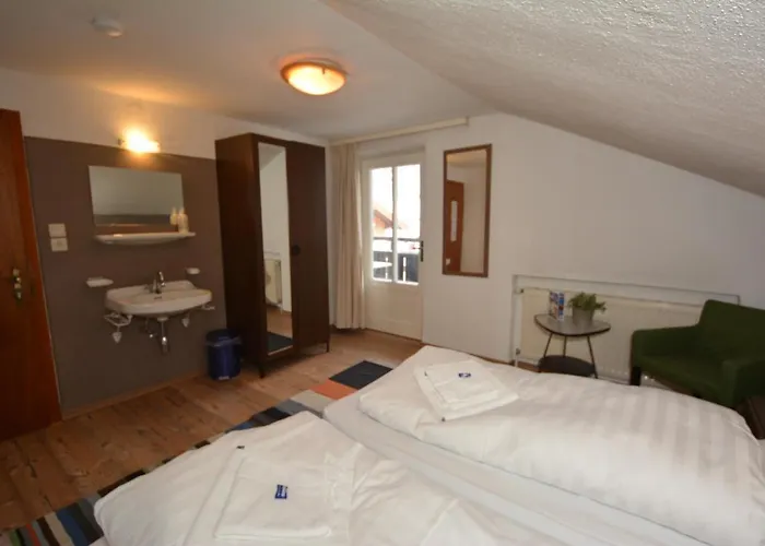 Haus Irmgard By Chatel Reizen Bed & Breakfast Tux